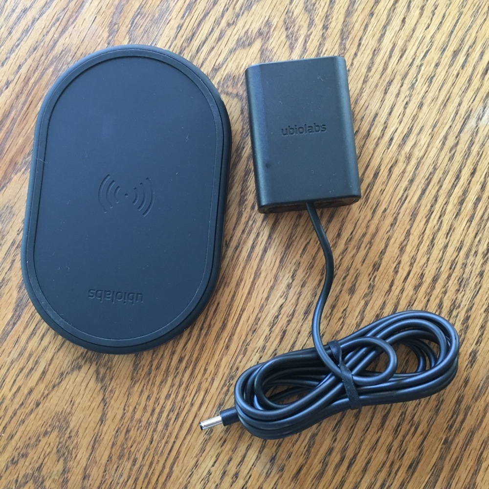 Ubio Labs phone charger